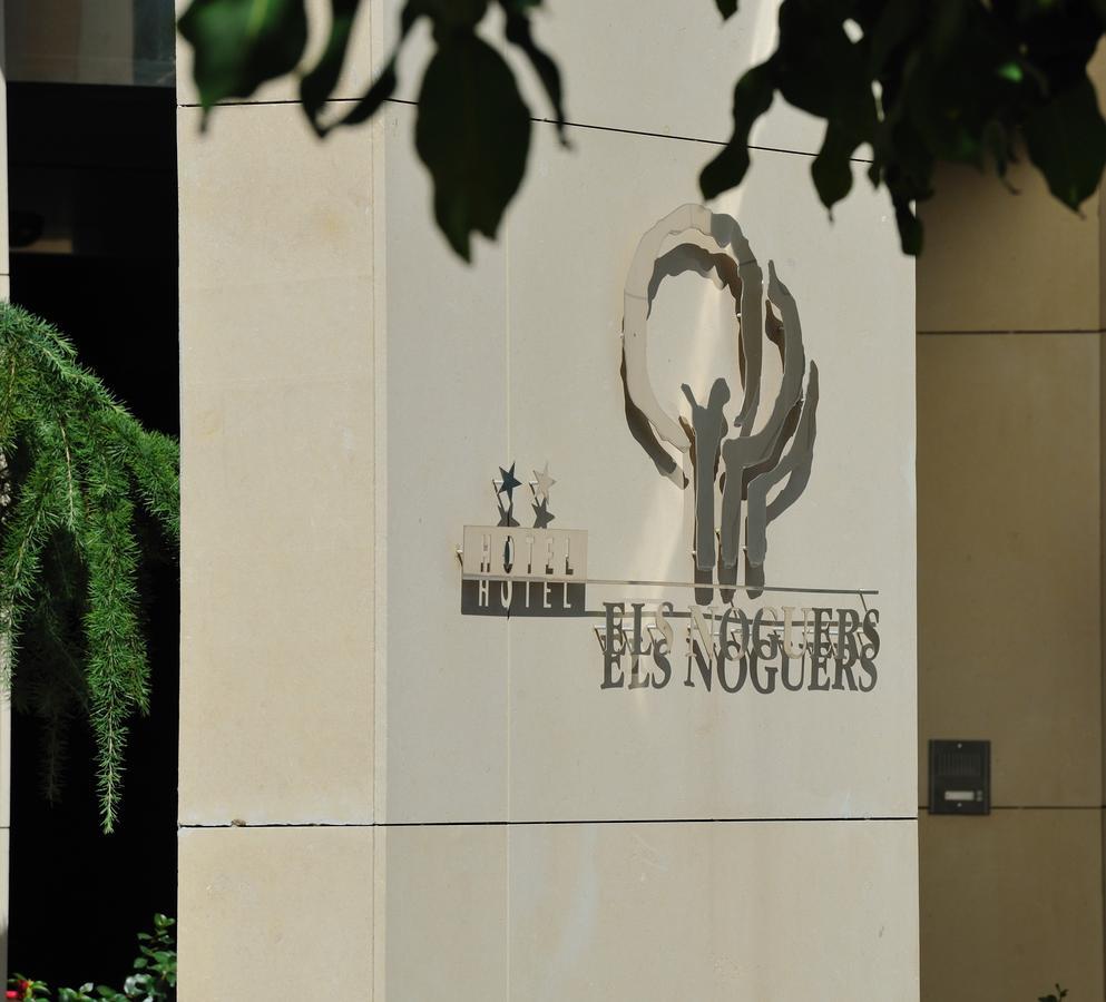 Hotel Els Noguers Манреса Екстериор снимка